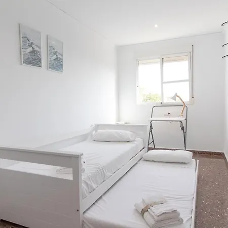Global Properties, Bonito En Cerca De La Playa